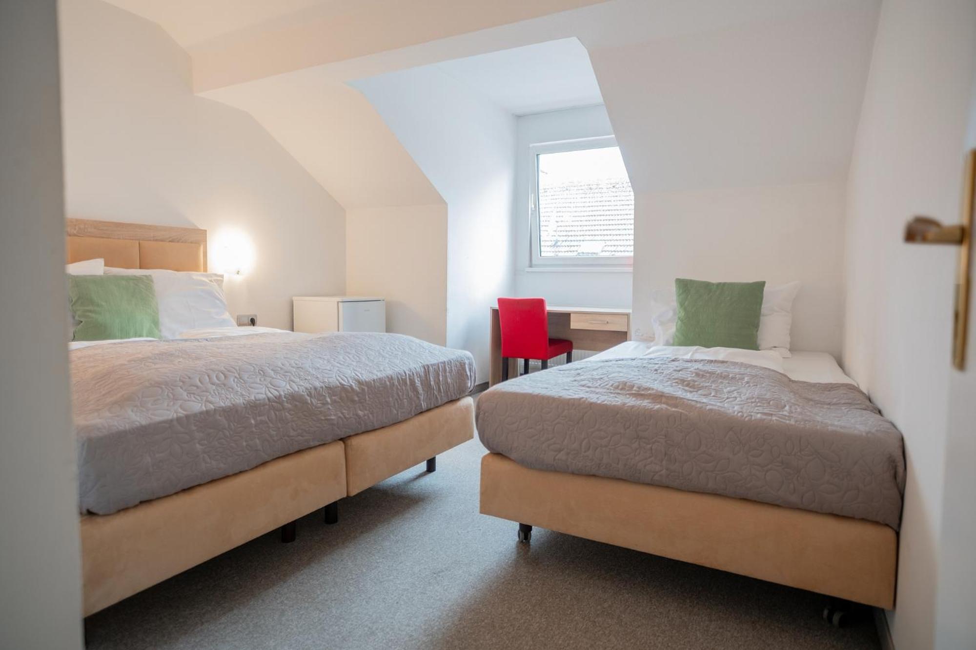 Apartment 4 Mins To Metro I Wifi I 15 Mins To Inner *