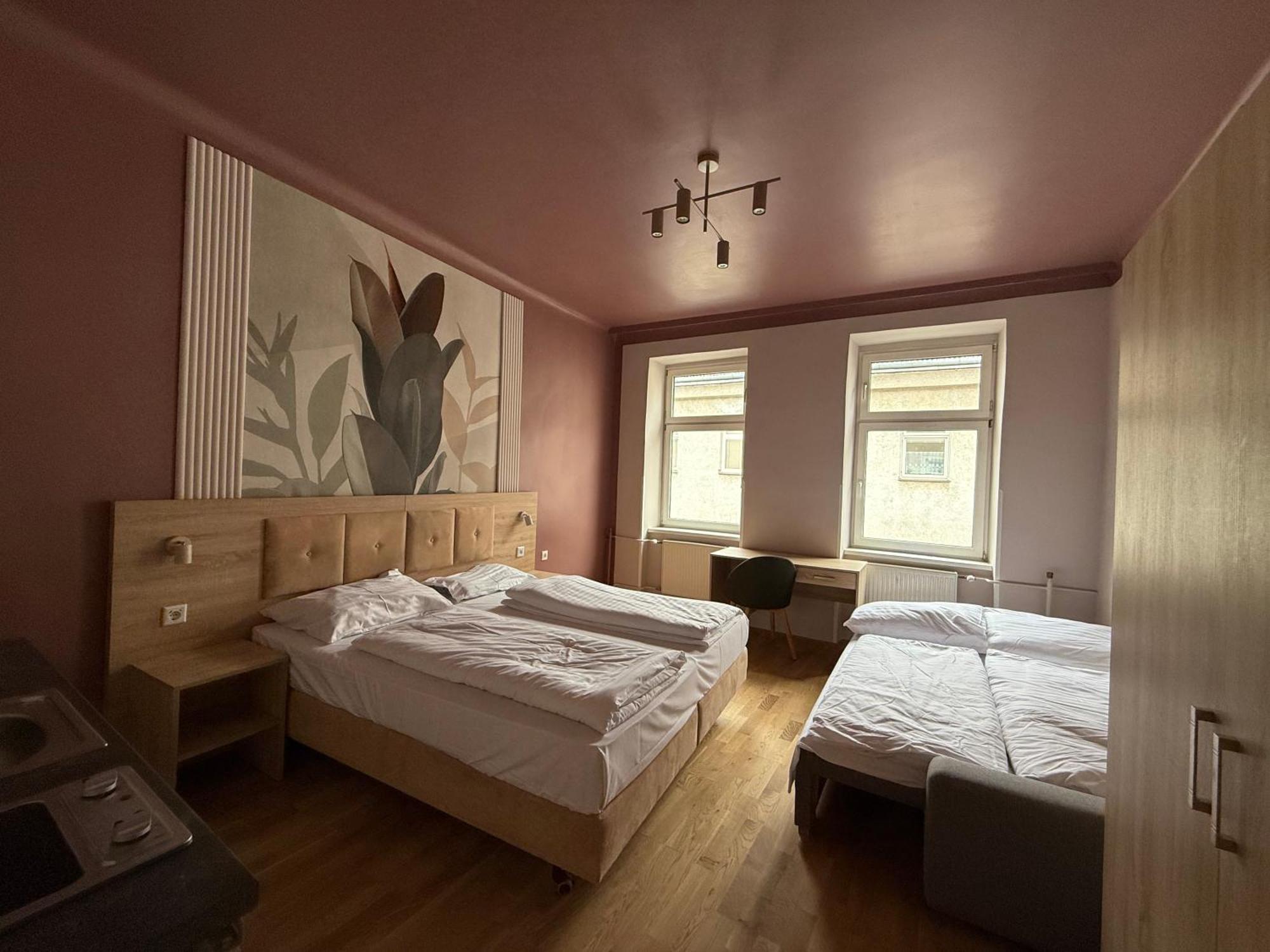 Dependance I 6 Mins To U6 Alser Strasse I Self Check In Apartment Wien
